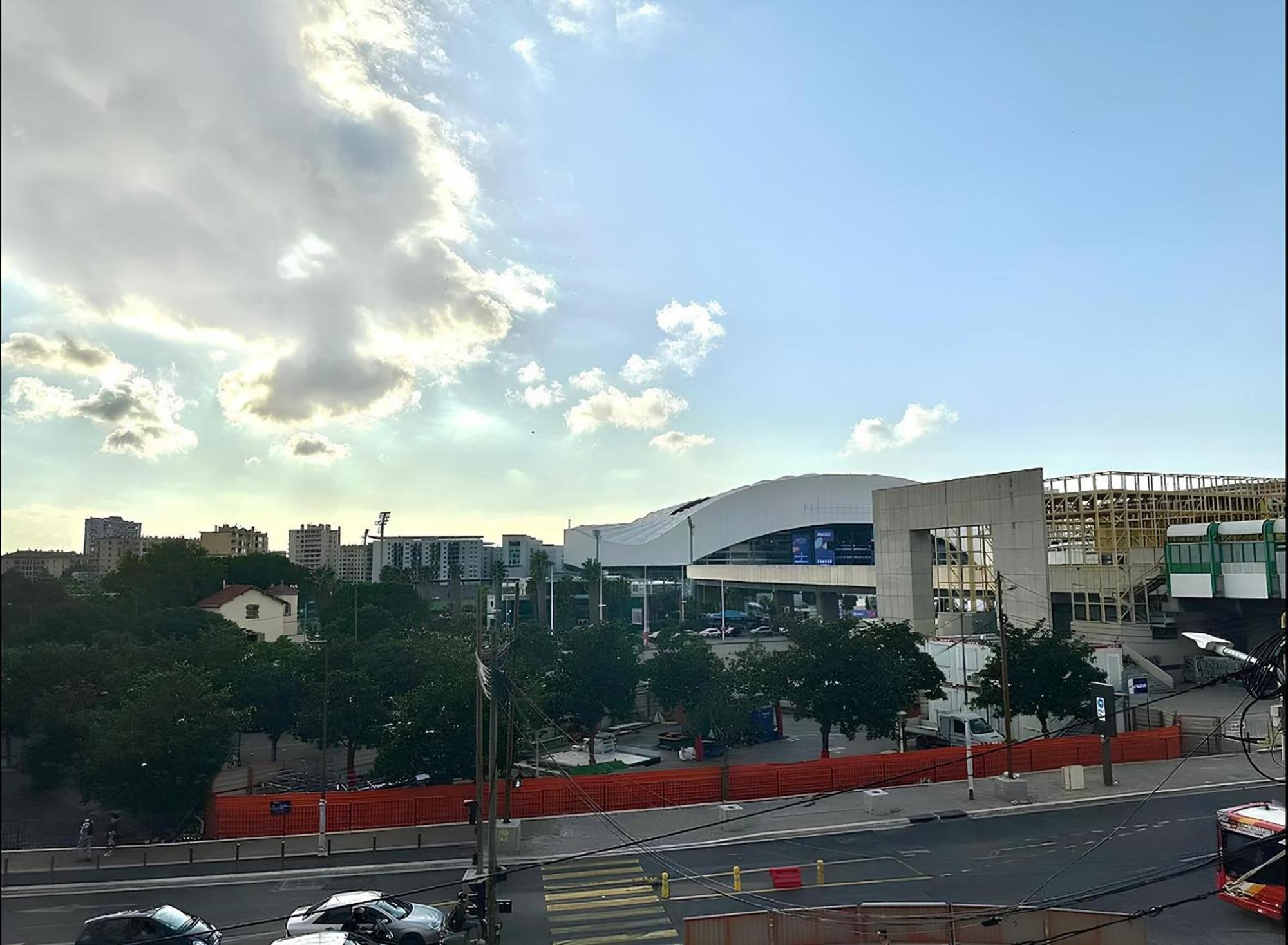 Magnifique Appartement En Face Du Stade Velodrome Marsylia Zewnętrze zdjęcie